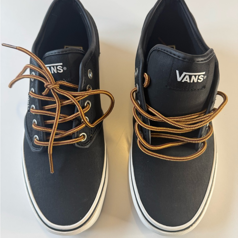 Vans Men's Black Sneakers with Brown Laces